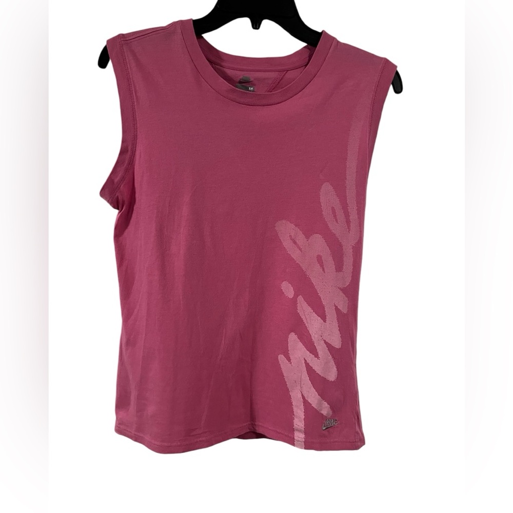 Nike women’s faded pink sleeveless athletic workout top size medium